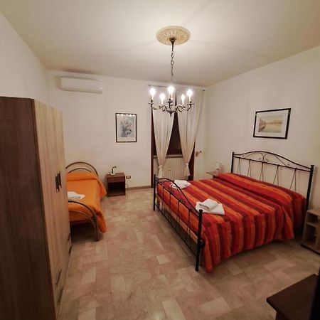 Casa Vacanza Pietro E Nina Lecce Exterior foto