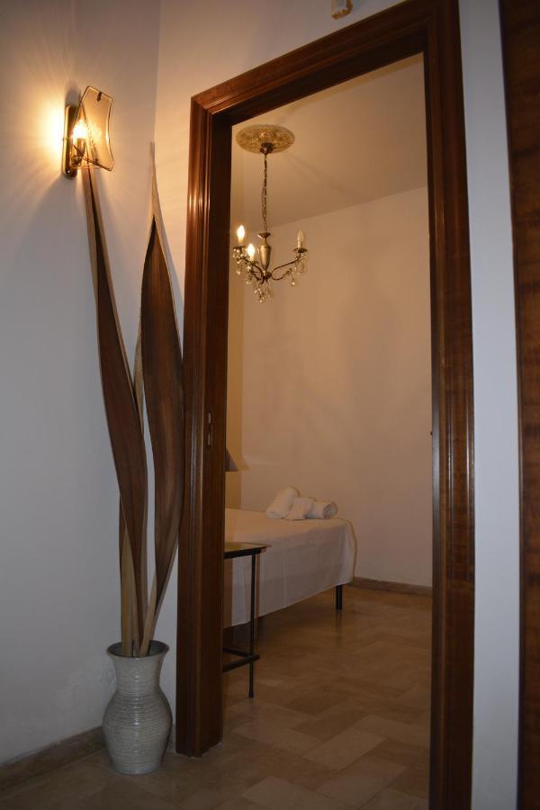 Casa Vacanza Pietro E Nina Lecce Exterior foto